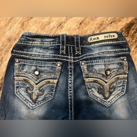 Size 27 boot cut jeans - Picture 6 of 6